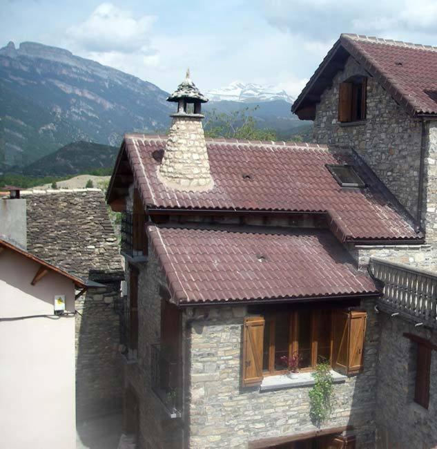 Casa Pirinea Ordesa Pensionat Belsierre Værelse billede